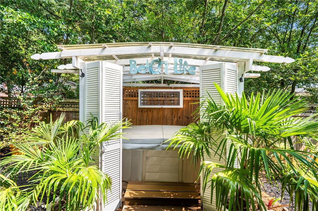 1064 Glenwood Avenue SE