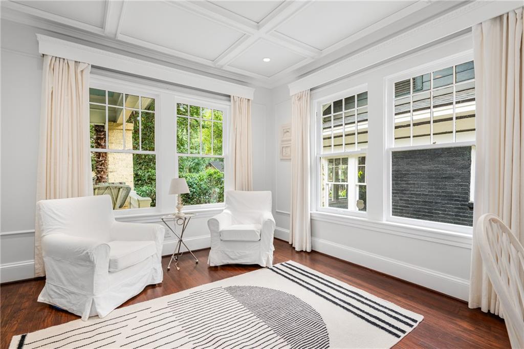 1064 Glenwood Avenue SE