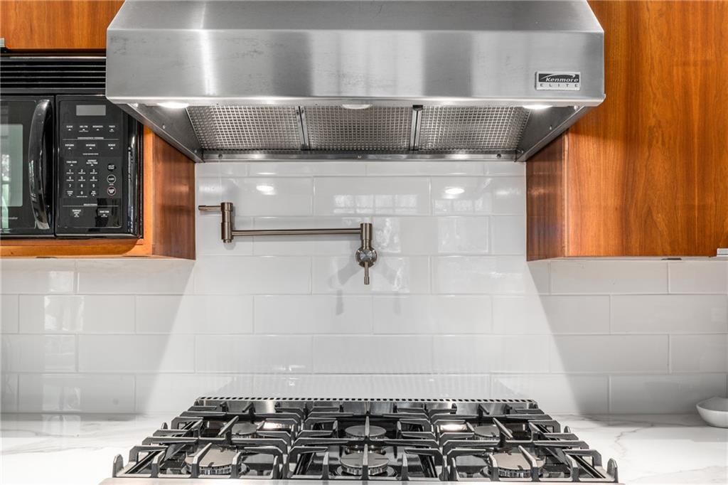 1064 Glenwood Avenue SE