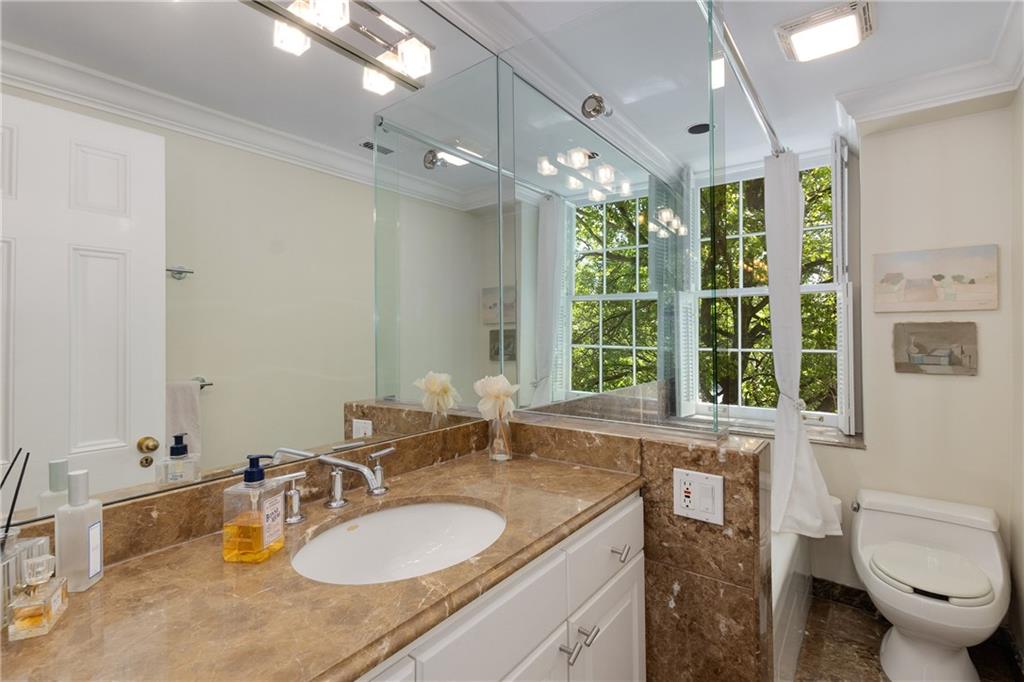 1325 Peachtree Street NE Unit 401