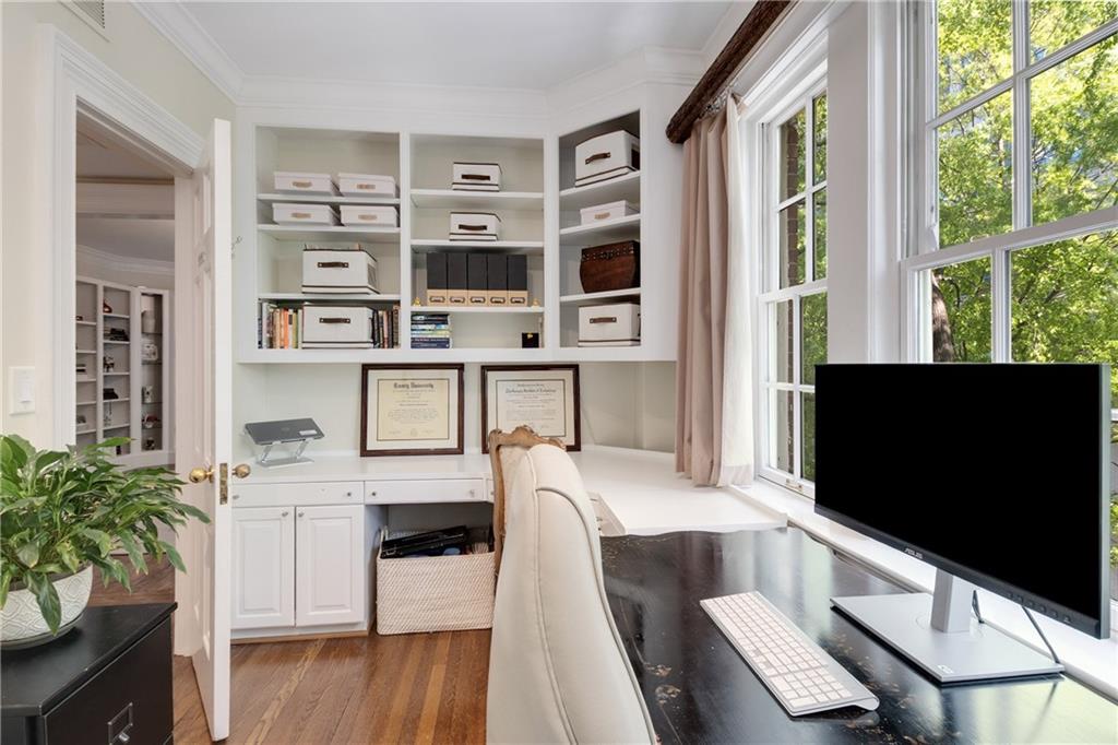 1325 Peachtree Street NE Unit 401