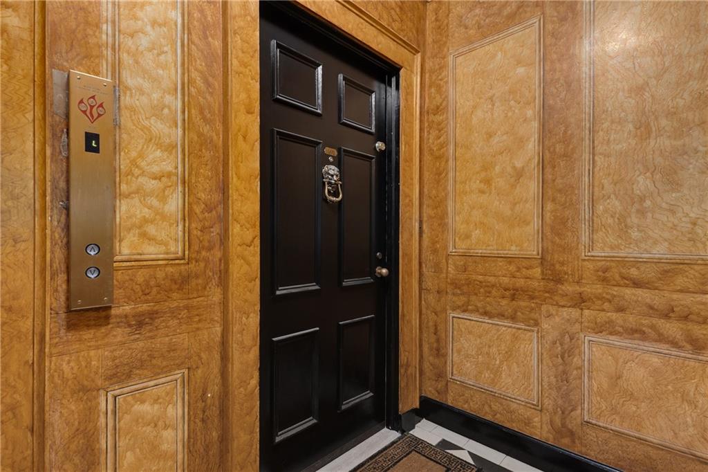 1325 Peachtree Street NE Unit 401