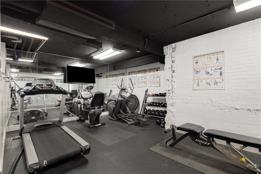 1325 Peachtree Street NE Unit 401