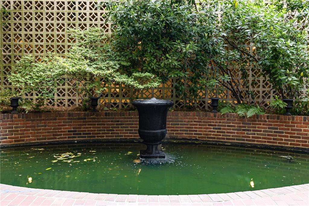 1325 Peachtree Street NE Unit 401