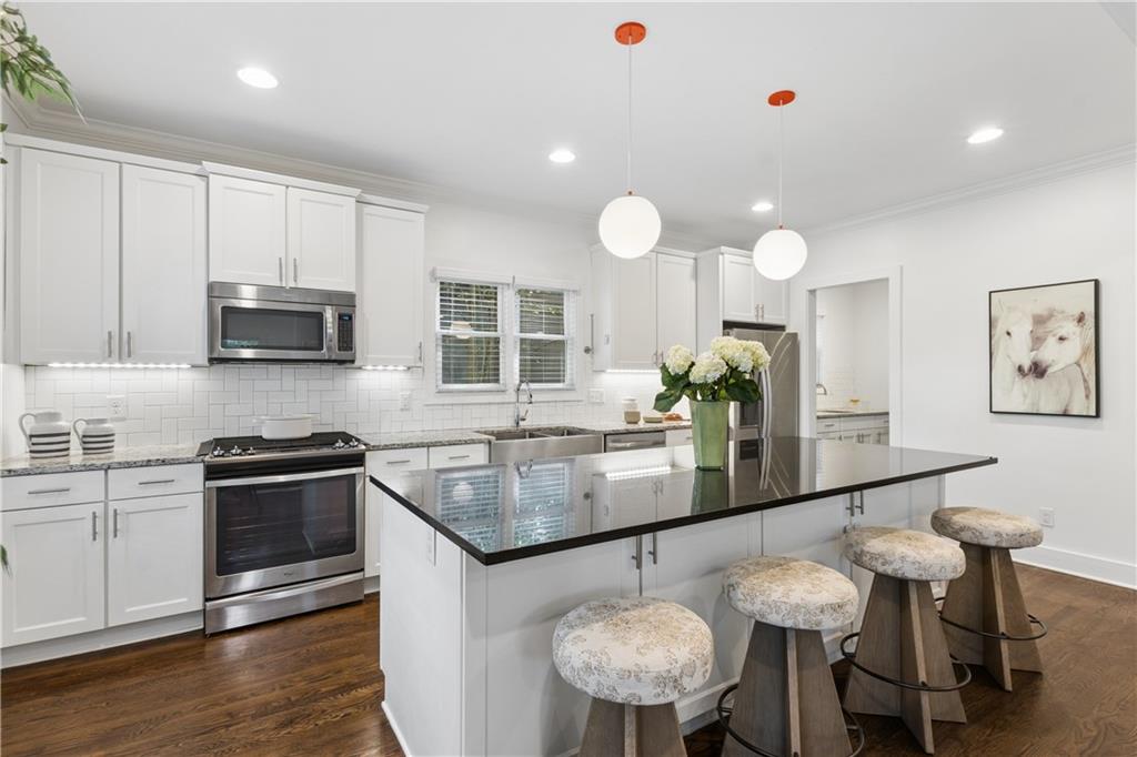 910 Stallings Avenue SE