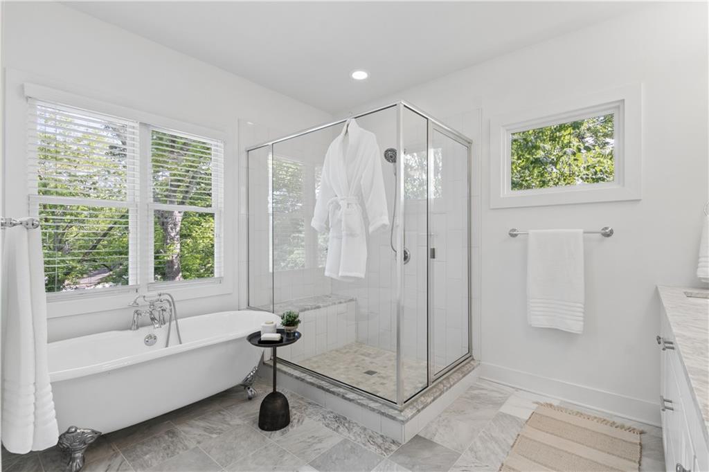 910 Stallings Avenue SE