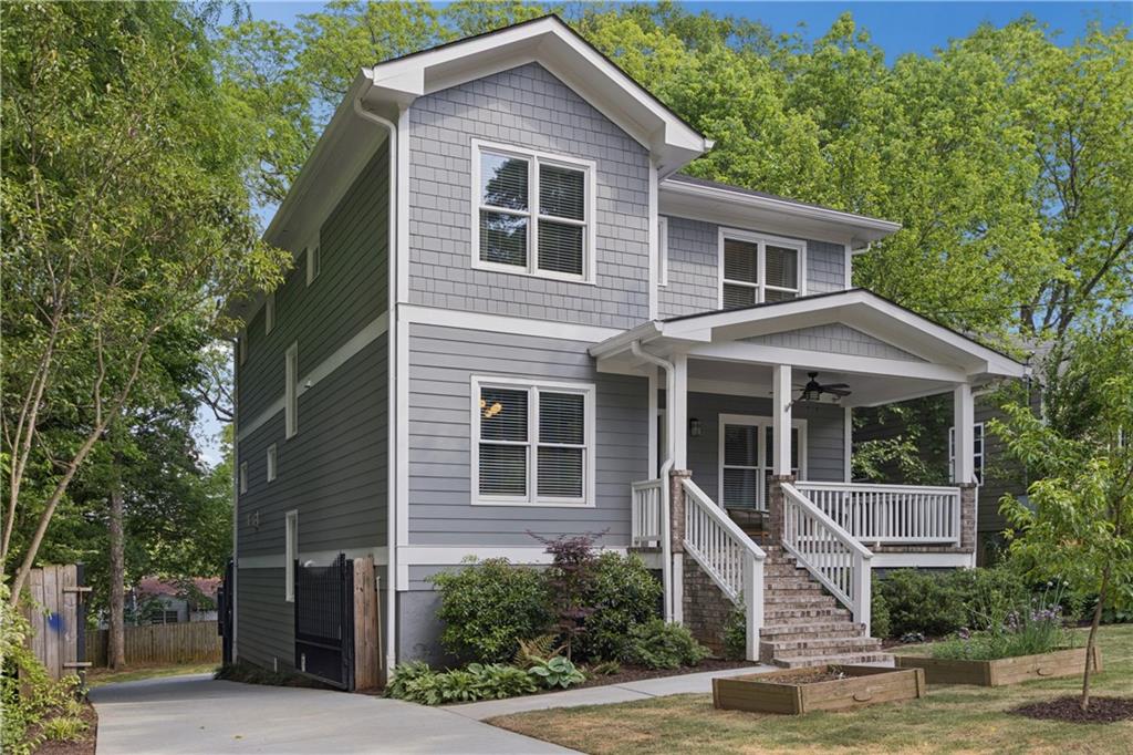 910 Stallings Avenue SE