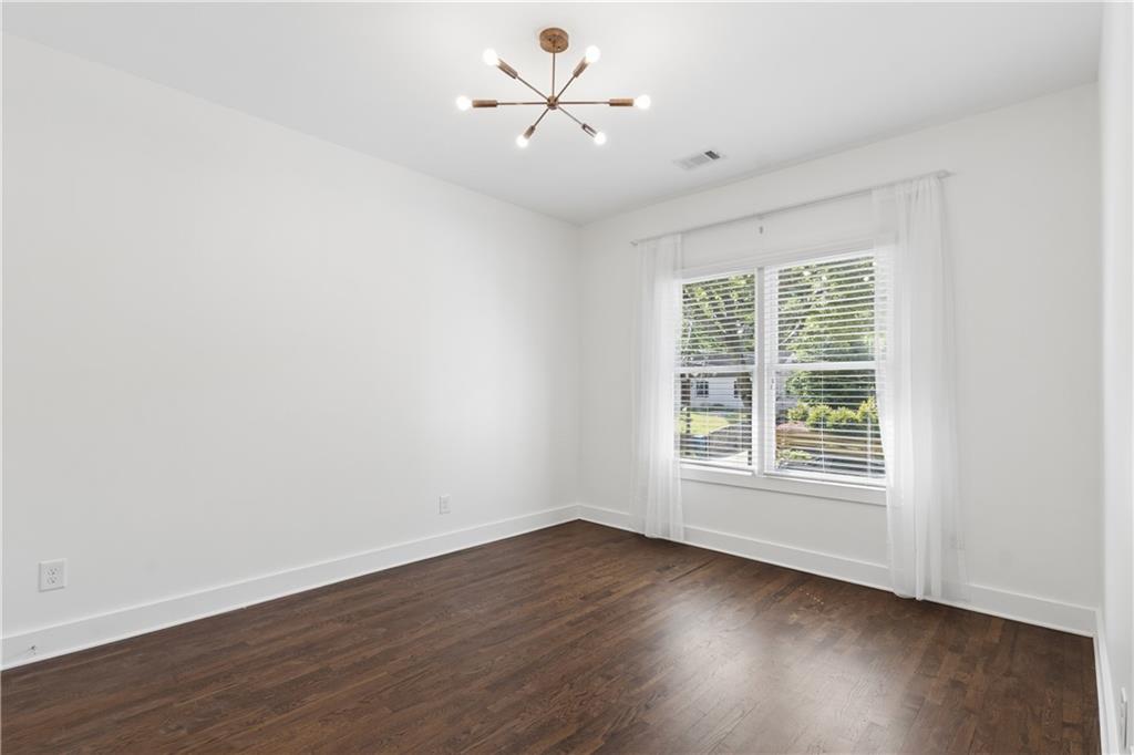 910 Stallings Avenue SE