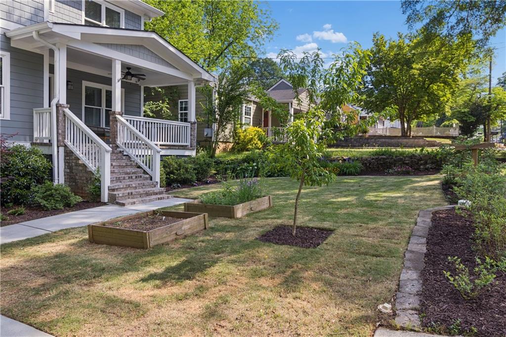 910 Stallings Avenue SE