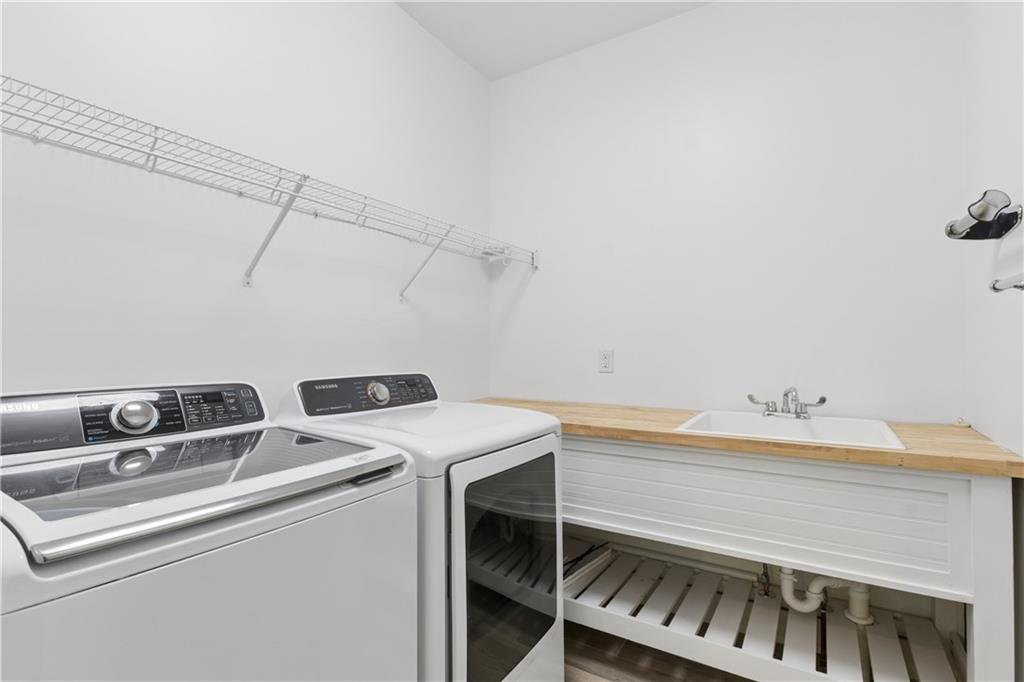 910 Stallings Avenue SE