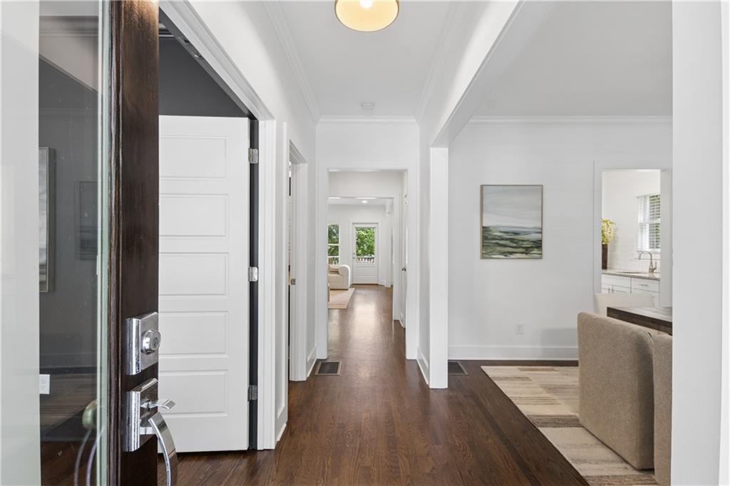 910 Stallings Avenue SE