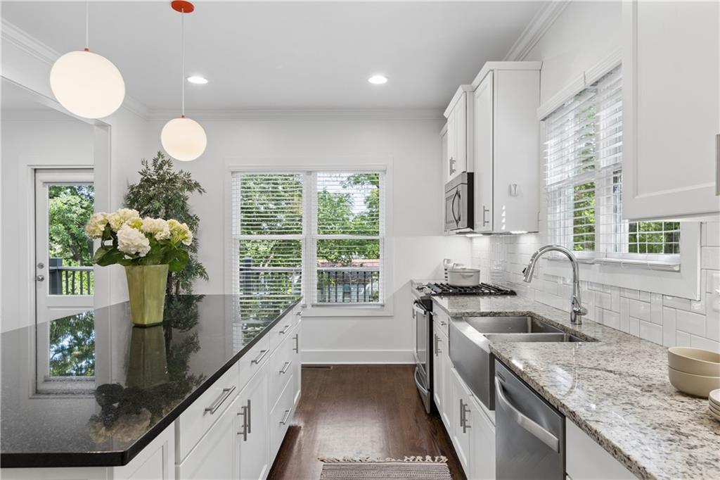 910 Stallings Avenue SE