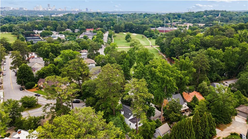 317 Beverly Road NE