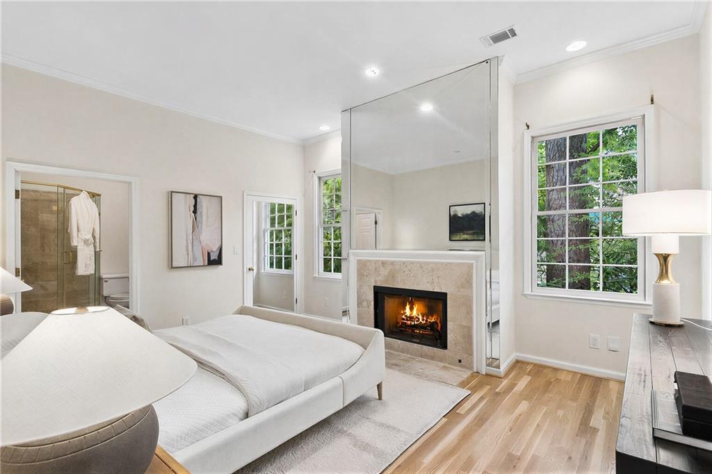 317 Beverly Road NE