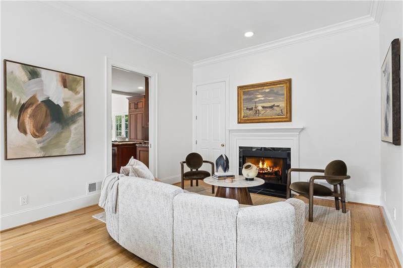 317 Beverly Road NE
