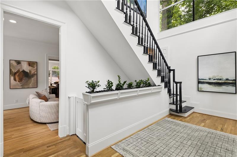 317 Beverly Road NE