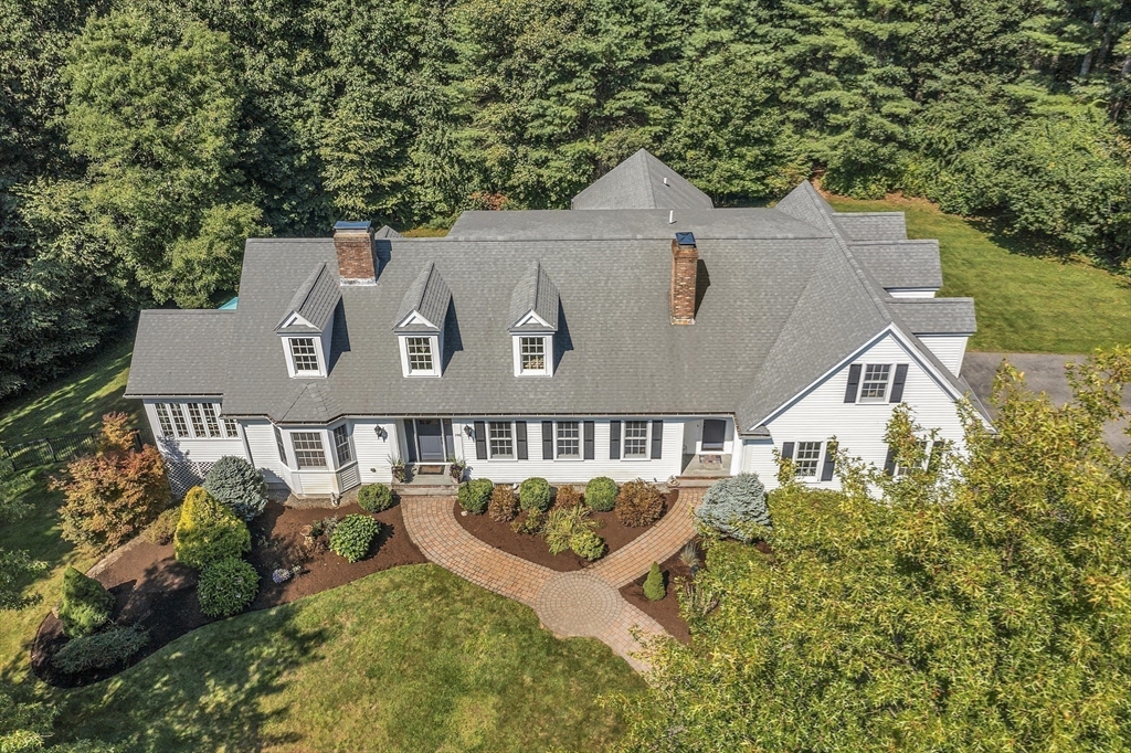 106 Carriage Way