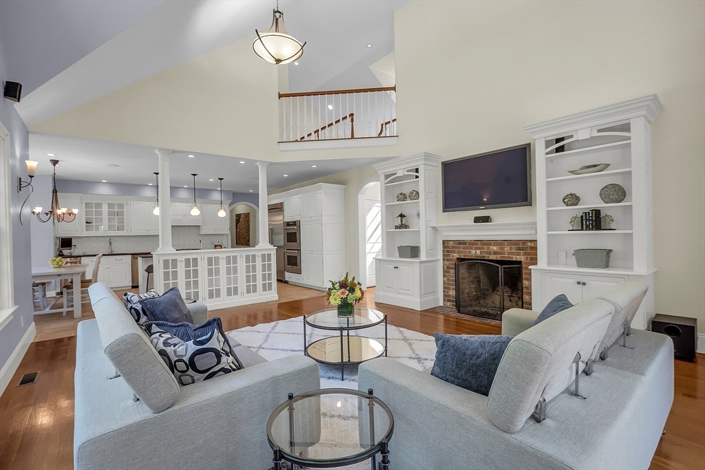 106 Carriage Way