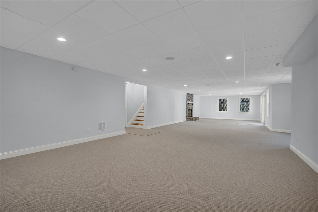 106 Carriage Way