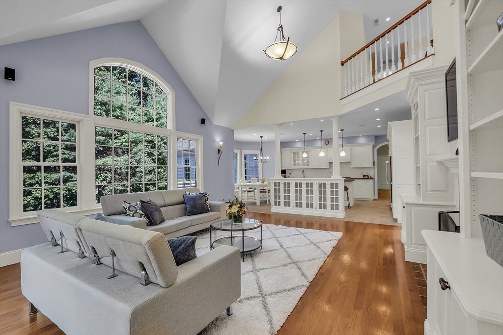 106 Carriage Way