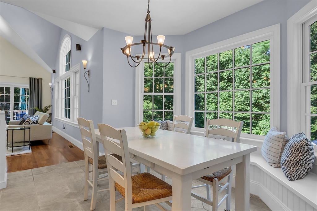 106 Carriage Way