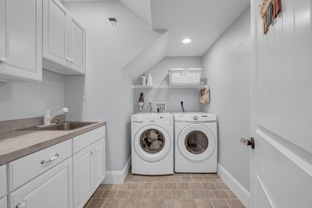 106 Carriage Way