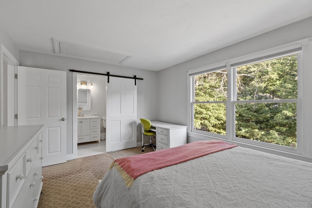 143 Nashaway Rd
