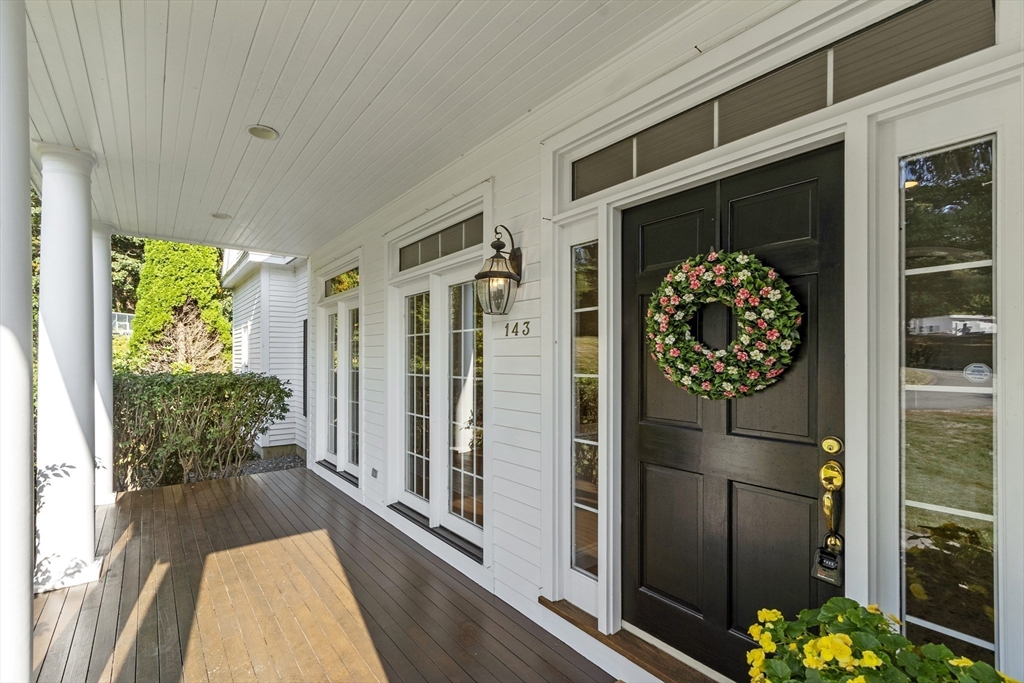 143 Nashaway Rd