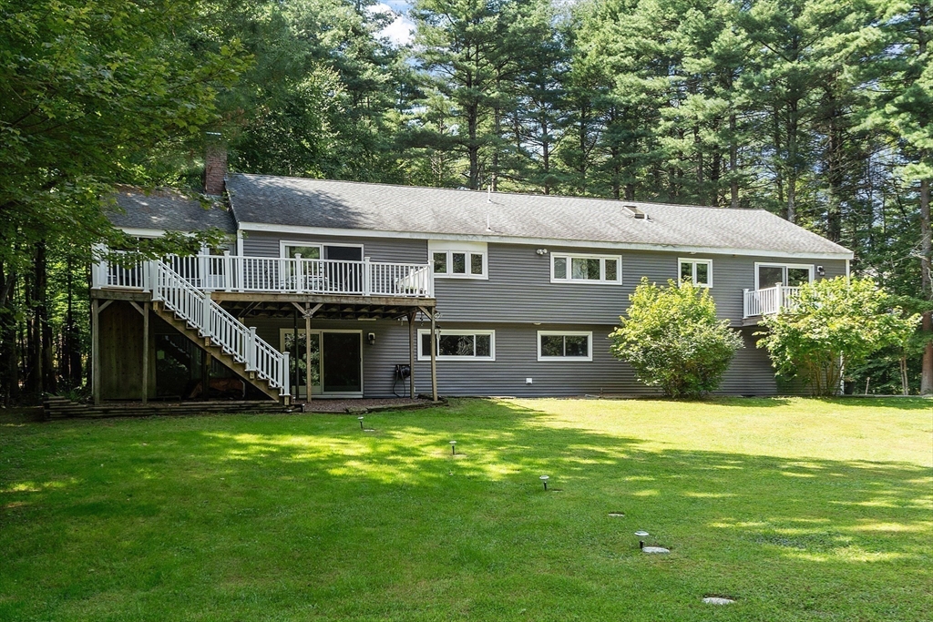 15 Abbot Ln