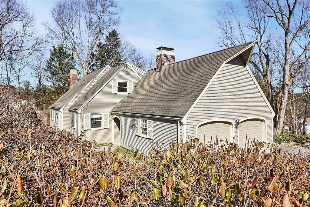 54 Ayer Rd