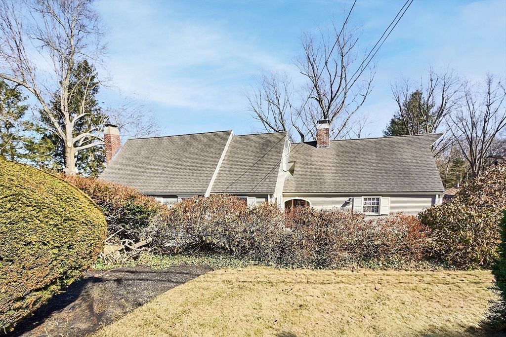 54 Ayer Rd