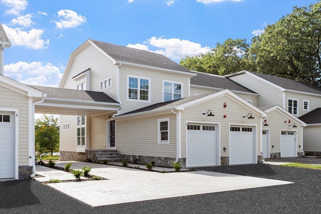 206 W Main St # 3