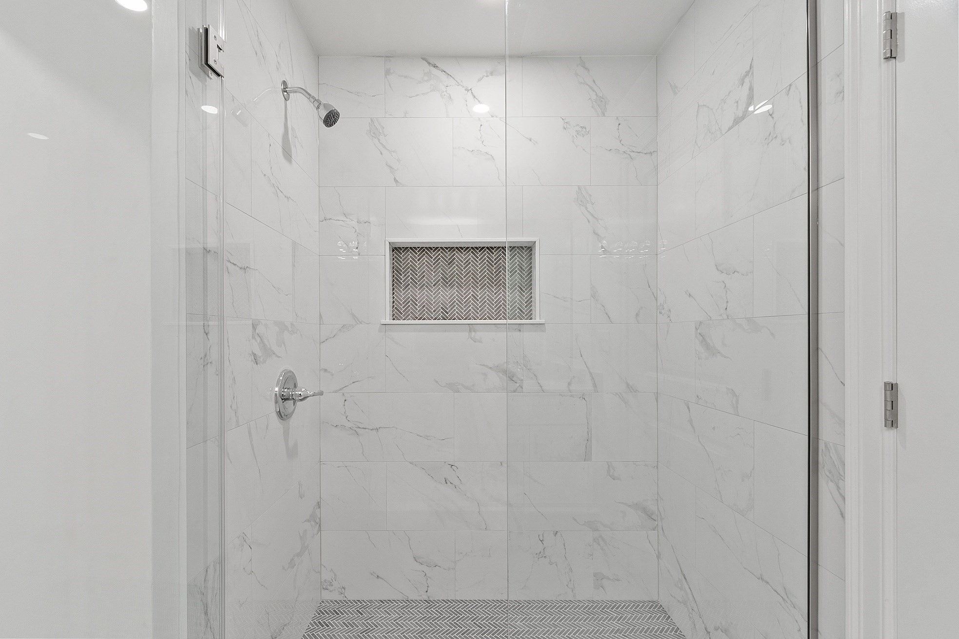 206 W Main St # 8