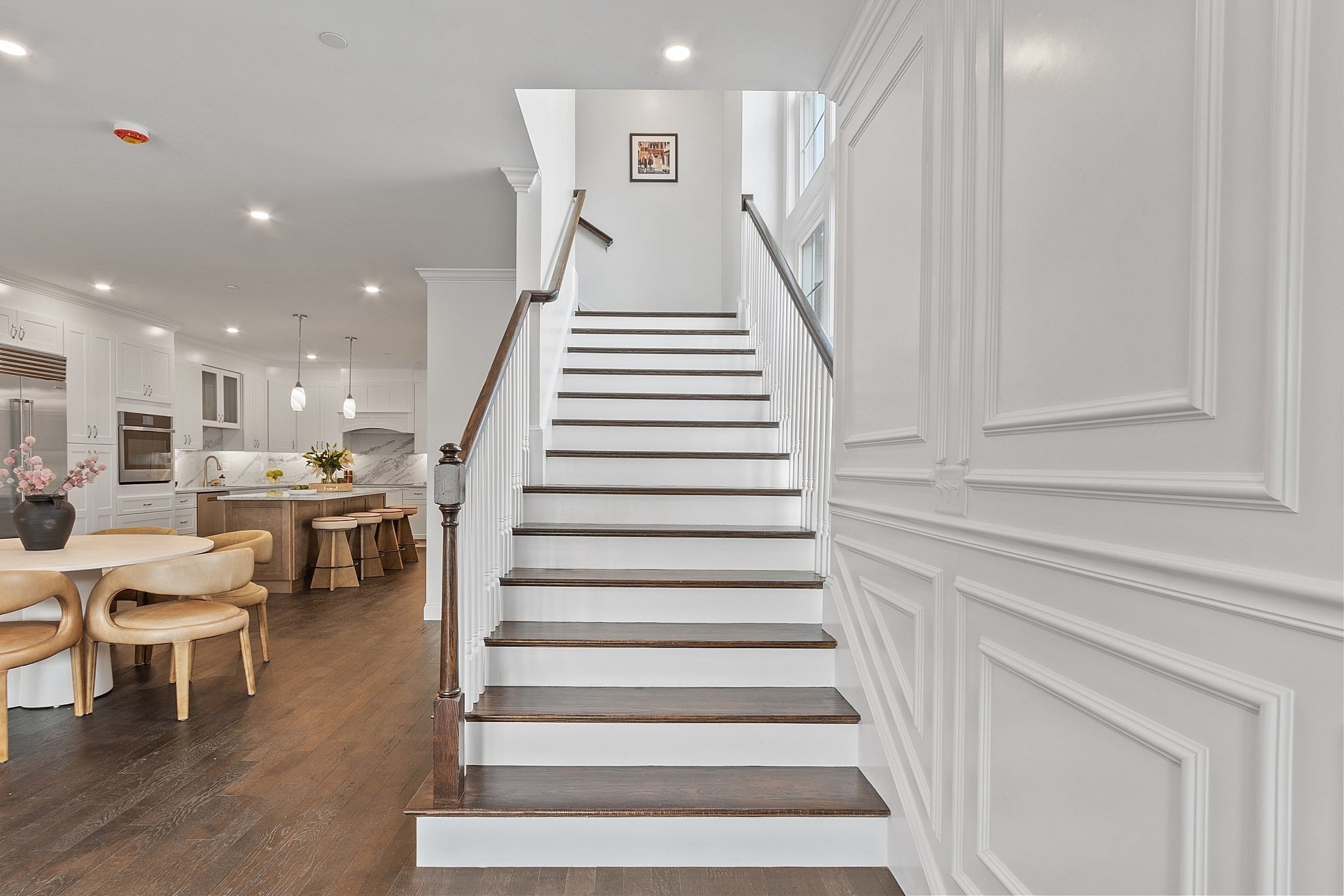 206 W Main St # 8