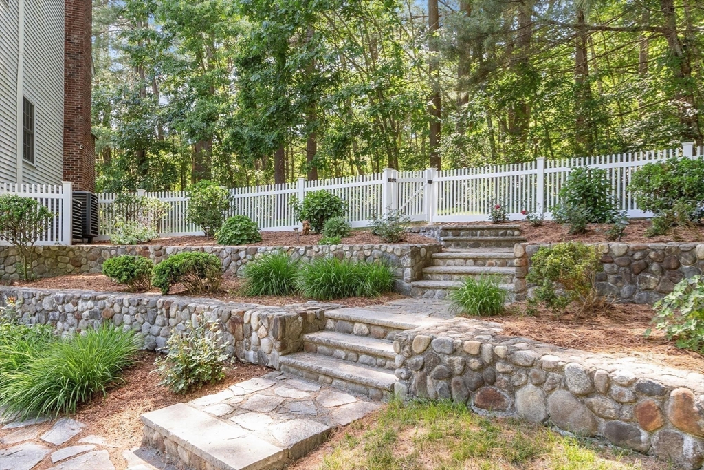 123 Oak Knoll Rd.