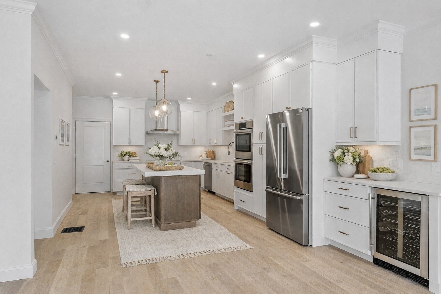 206 W Main St # 4