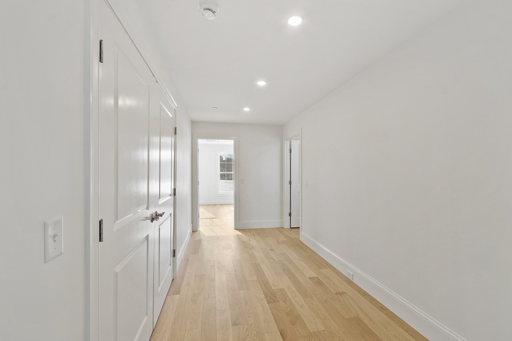 206 W Main St # 4