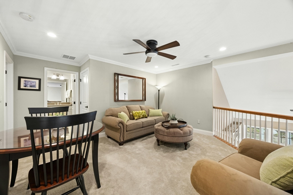 42 Ridgewood Dr # 42