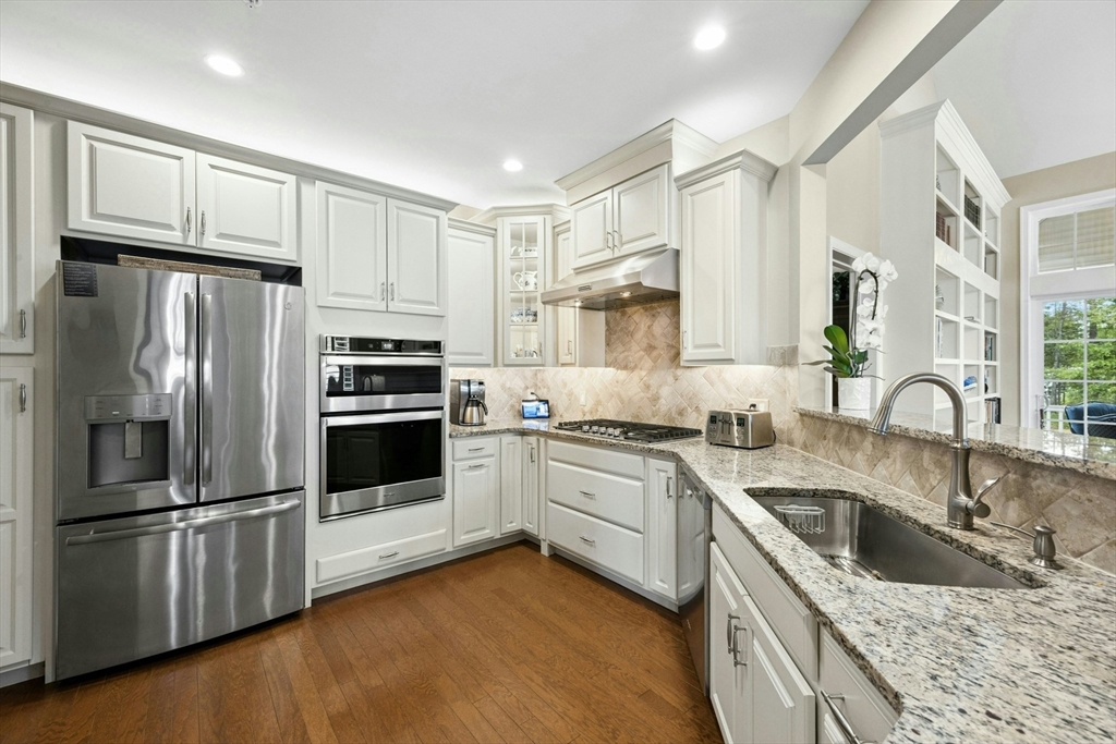 42 Ridgewood Dr # 42