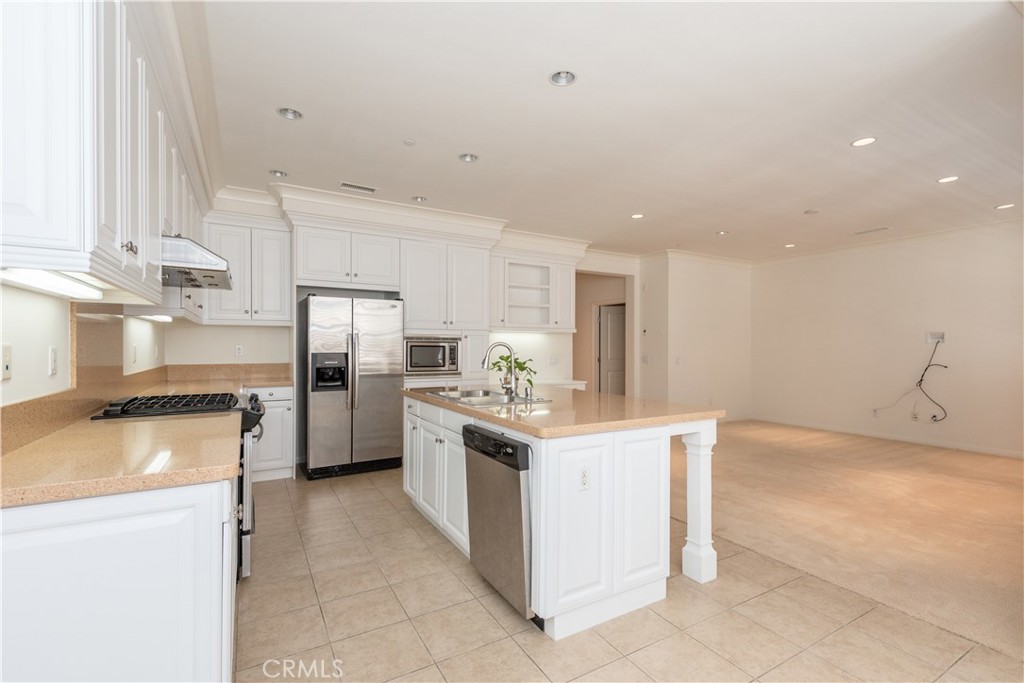 27 Peach Blossom Unit: 35