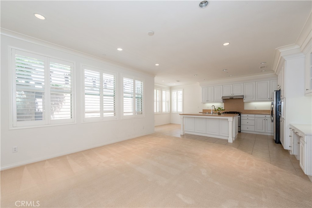 27 Peach Blossom Unit: 35