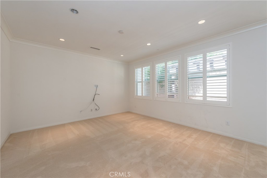 27 Peach Blossom Unit: 35