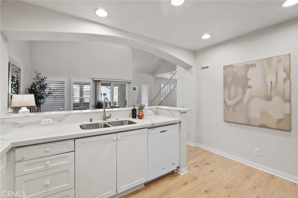 34 Spring Valley