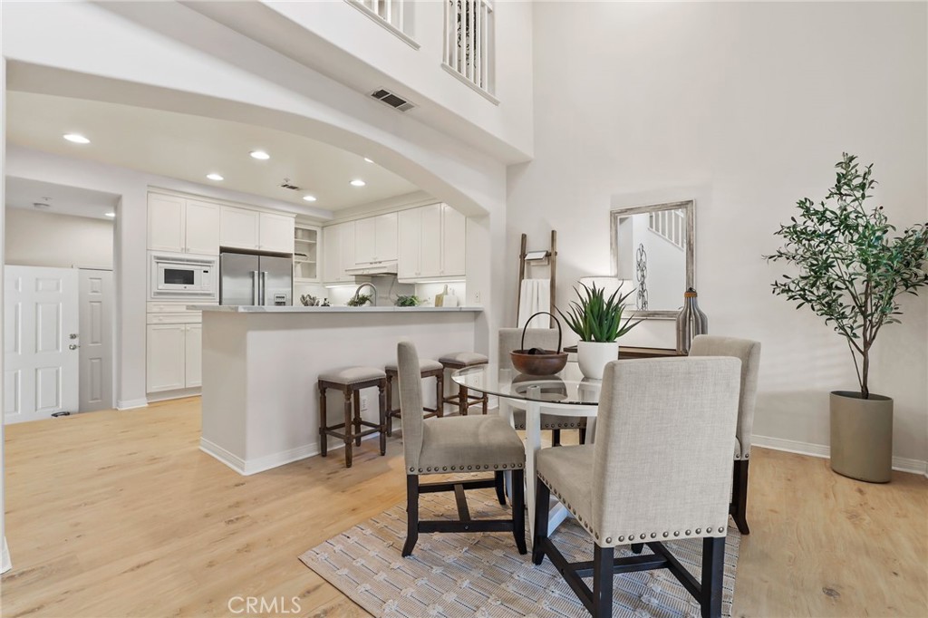 34 Spring Valley