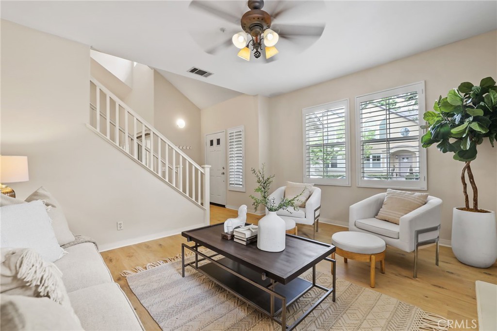 34 Spring Valley