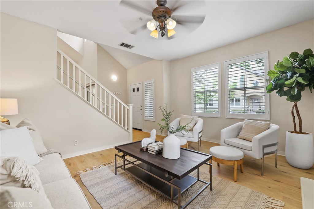 34 Spring Valley