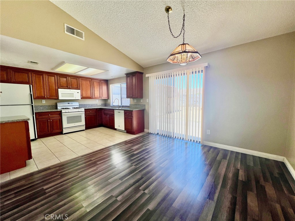 29793 Avenida De Cortez