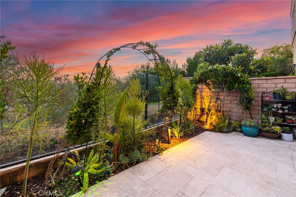 106 Long Fence