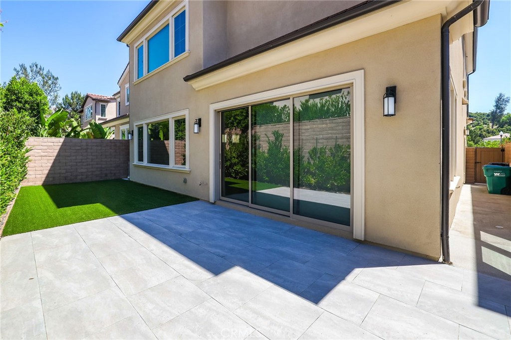 77 Rockinghorse