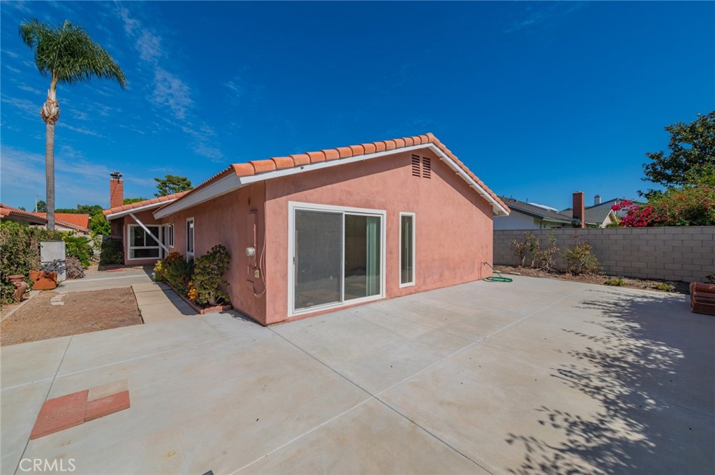 4922 Seaford Cir